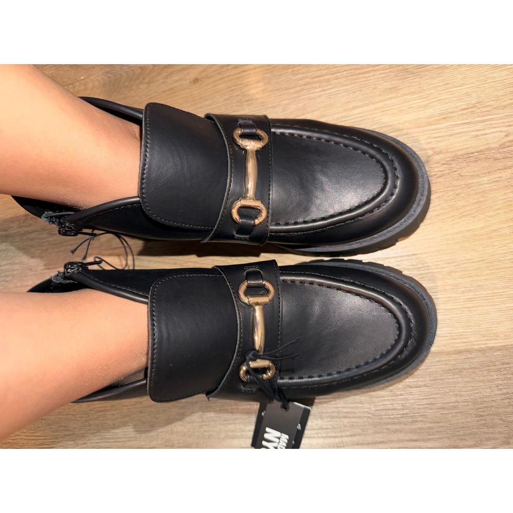 Women loafers size 6 - Picture 4 of 8